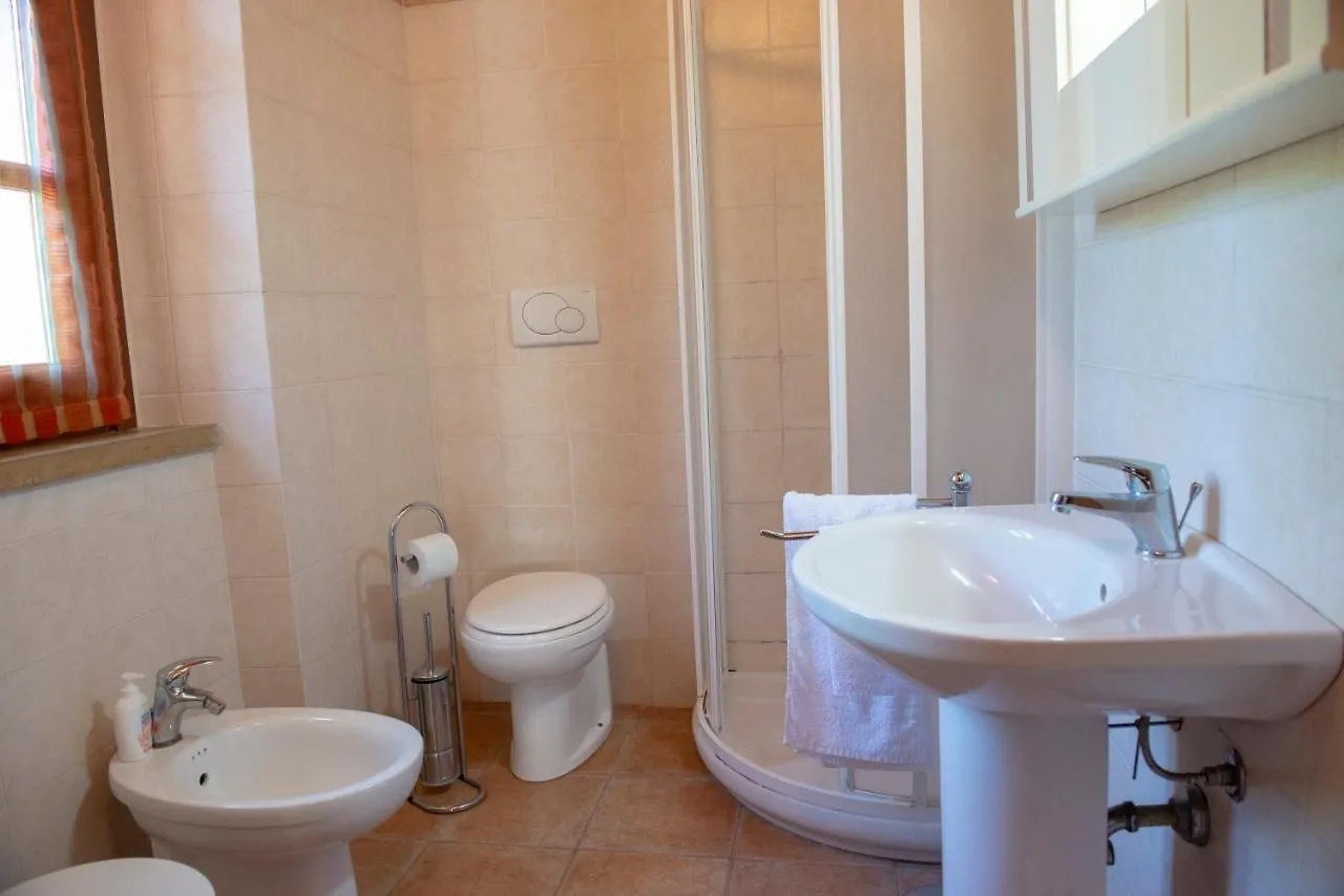 Country house Poggio Picchio Guest House Bibbona